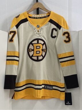 NWT Patrice Bergeron Boston Bruins Centennial NHL Alternate Jersey     Size M